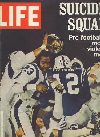 Image for Life Magazine, December 3, 1971 Suicide Squad, Pro Football's Most Violent Men